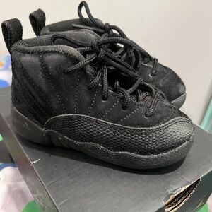 Air Jordan 12 "Black/Gold" sneakers